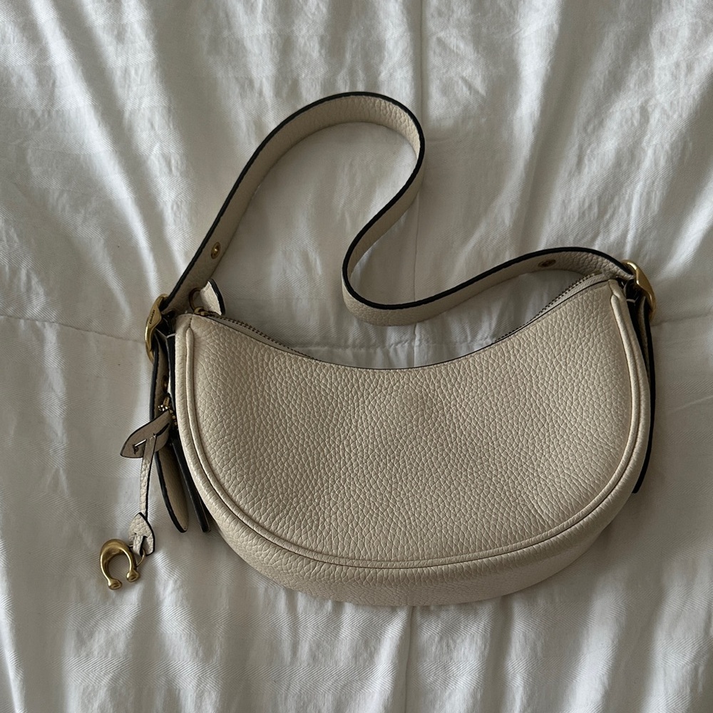 Coach Luna White Leather Shoulder Bag